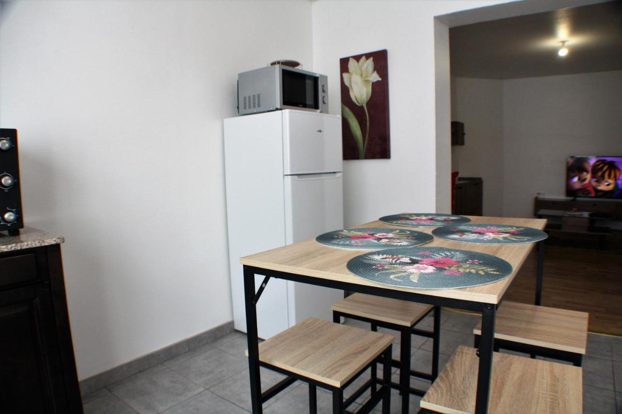 Le Cottage Des Curie Кале Екстериор снимка